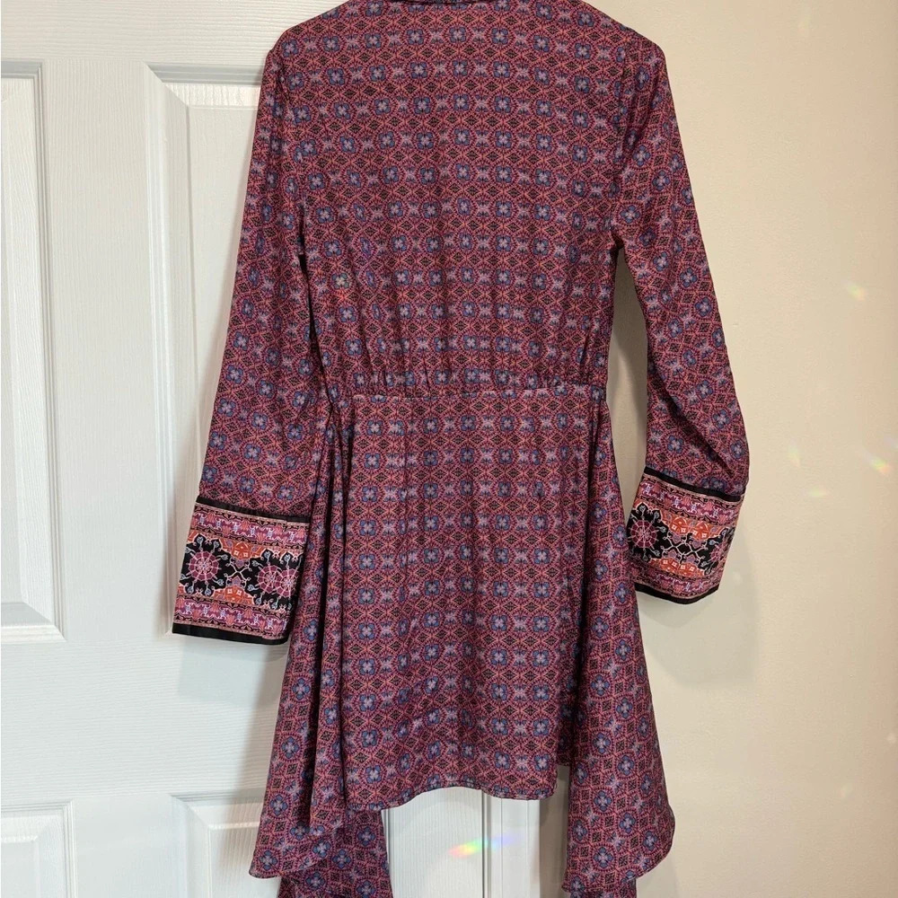 NWOT Free People "Silky Rillo" Shirtdress in Blackberry Tapestry Print - Size XS - Picture 3 of 9